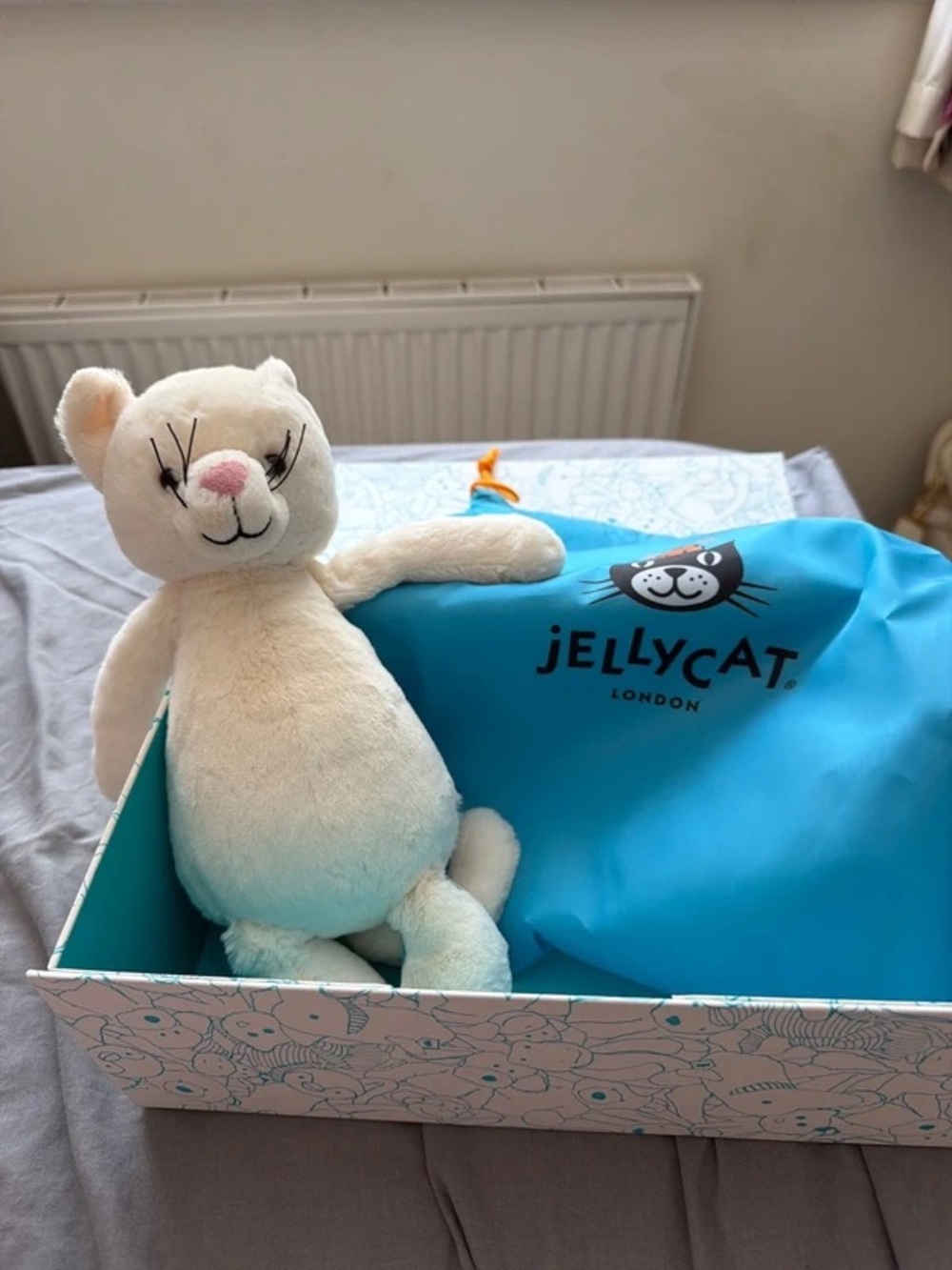 NWT Jellycat Bashful Medium 12" Cream Kitten Soft & Plush!